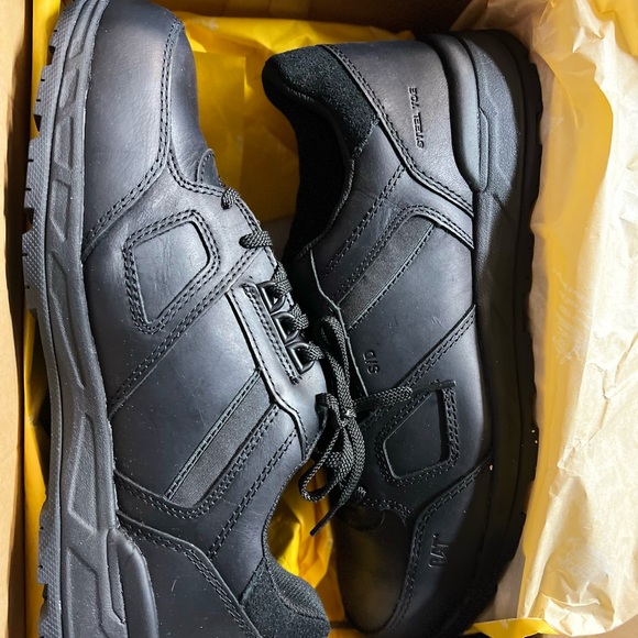 CAT Woodward Black Leather Steel Toe Work Shoes - Picture 2 of 5